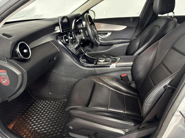 2016-Mercedes-Benz-C-Class-C-200-Auto image:8