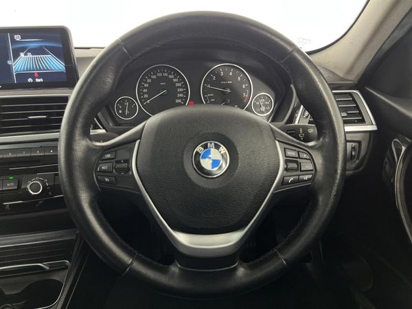 2016-BMW-3-Series-318i-Auto image:11