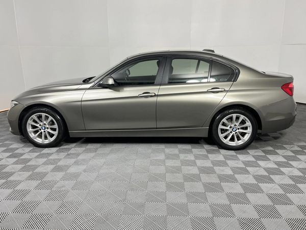2016-BMW-3-Series-318i-Auto image:18