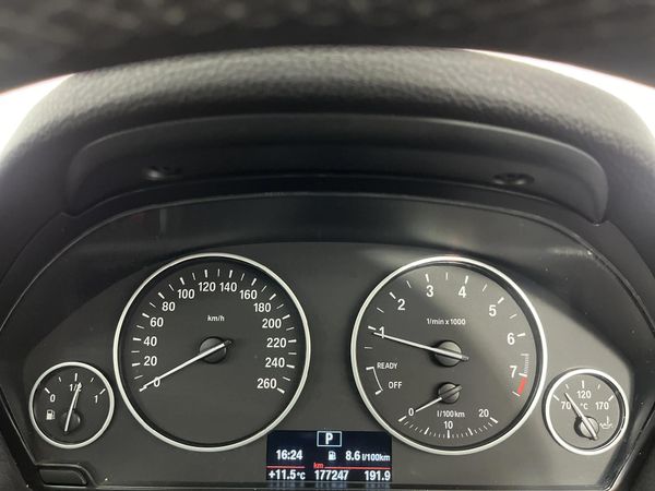 2016-BMW-3-Series-318i-Auto image:2