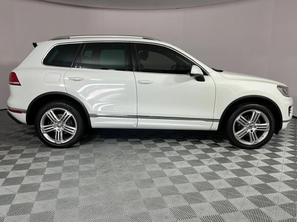2016-Volkswagen-Touareg-GP-30-V6-TDI-Luxury-Auto image:16