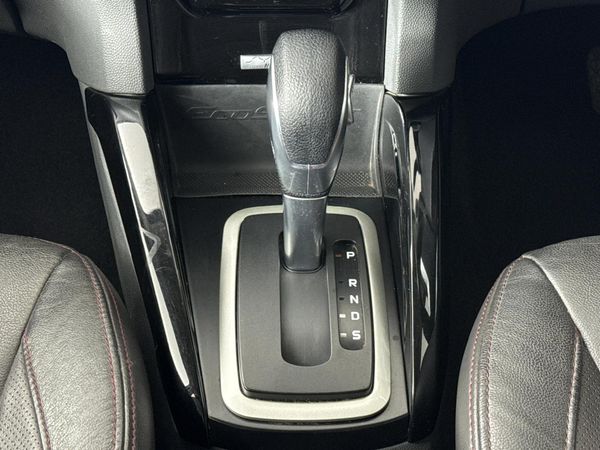 2015-Ford-EcoSport-15-TiVCT-Titanium-Auto image:9