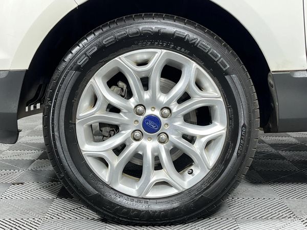 2015-Ford-EcoSport-15-TiVCT-Titanium-Auto image:4