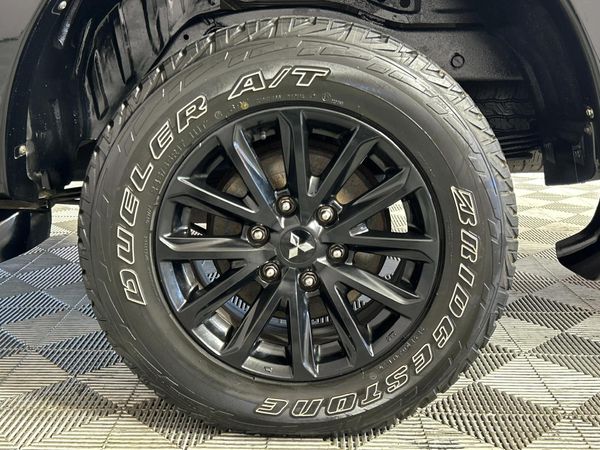 2019-Mitsubishi-Triton-24-Di-Dc-Athlete-4x4-Auto-Double-Cab image:6