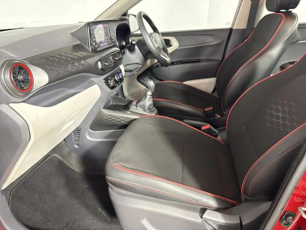 2024-Hyundai-Grand-i10-12-Fluid-Sedan image:8