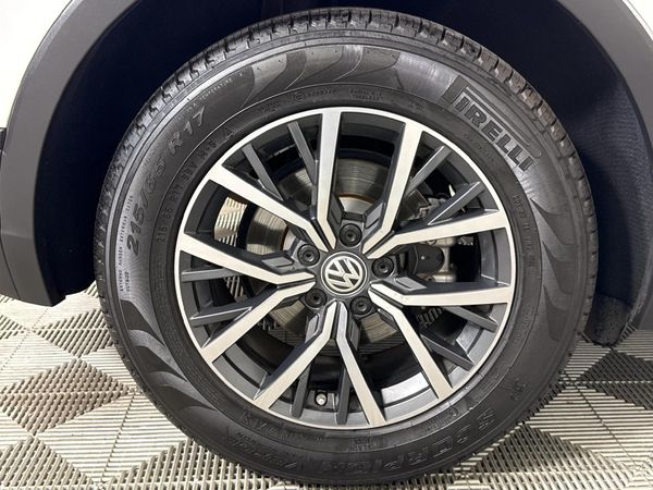 2018-Volkswagen-Tiguan-14-TSI-Comfortline-92kW image:7
