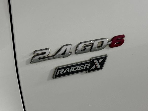 2023-Toyota-Hilux-24GD-6-4x4-Raider-X-Auto-Double-Cab image:8