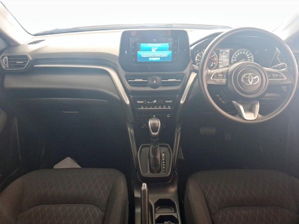 2025-Toyota-Urban-Cruiser-15-XR-Auto image:5