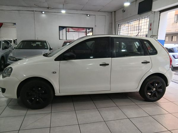 2016-Volkswagen-Polo-Vivo-GP-14-Trendline image:11