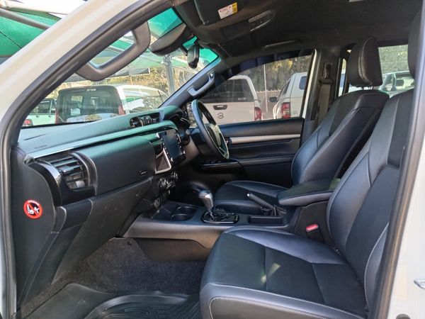 2022-Toyota-Hilux-28-GD-6-Raised-Body-Legend-Auto-Double-Cab image:5