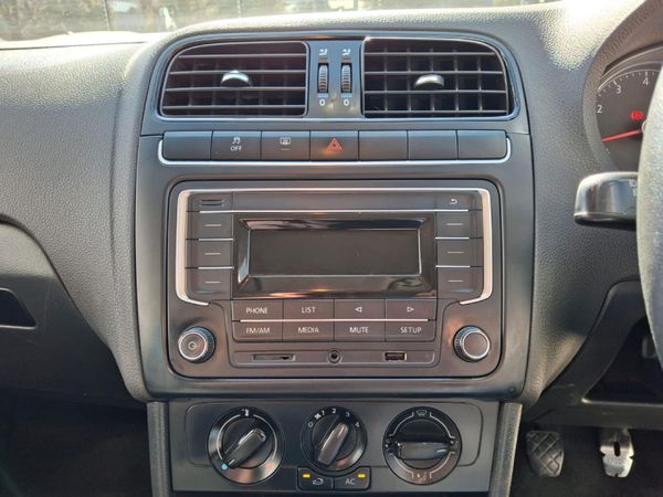 2023-Volkswagen-Polo-Vivo-14-Trendline-5-dr image:10