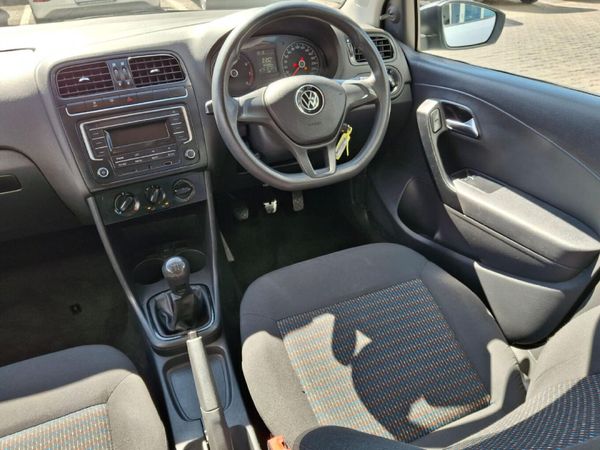 2023-Volkswagen-Polo-Vivo-14-Trendline-5-dr image:15