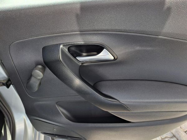 2023-Volkswagen-Polo-Vivo-14-Trendline-5-dr image:16