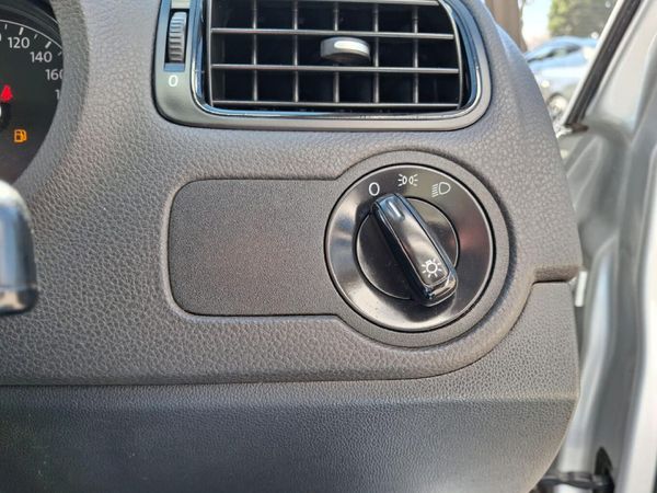 2023-Volkswagen-Polo-Vivo-14-Trendline-5-dr image:18