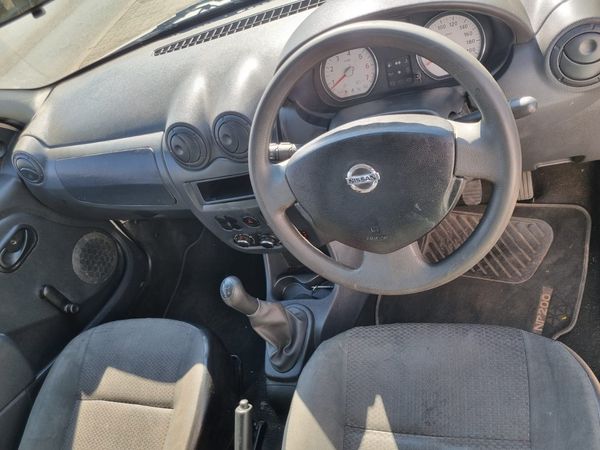 2020-Nissan-NP200-16-AC-Safety-Pack image:3