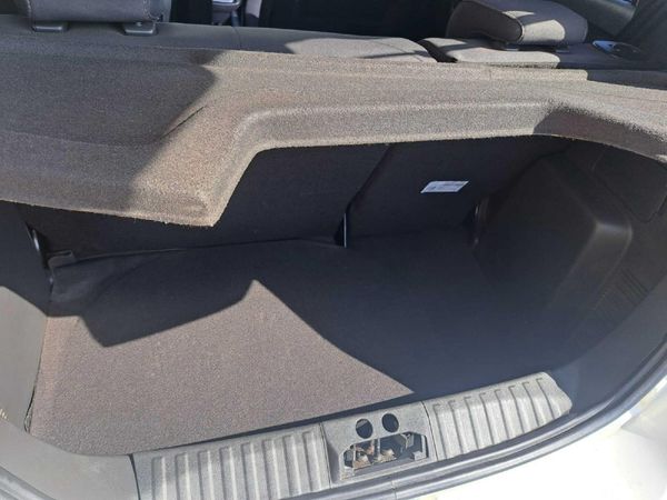 2020-Ford-Figo-15Ti-VCT-Trend-Auto-5-dr image:16