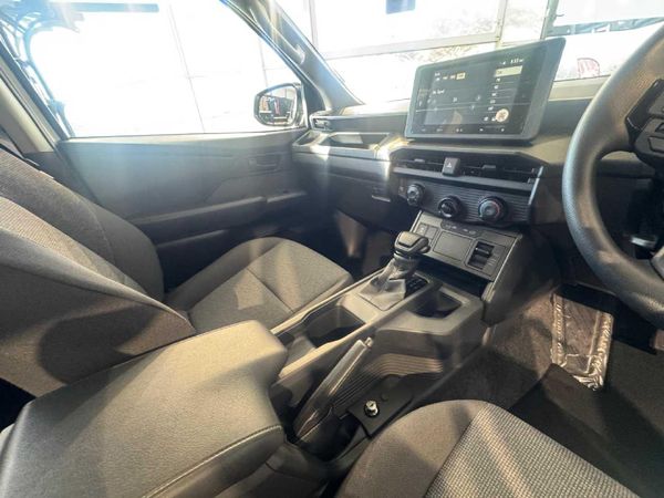 2026-Toyota-Hilux-28-GD-6-RB-SRX-Auto-Double-Cab image:9