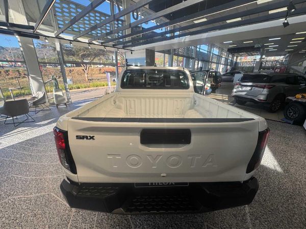 2026-Toyota-Hilux-28-GD-6-RB-SRX-Auto-Double-Cab image:8