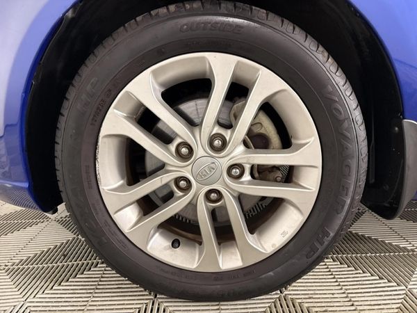 2012-Kia-Cerato-16-Auto image:5