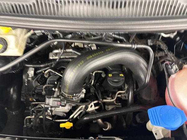 2019-Volkswagen-Kombi-20-TDI-Auto-103kW-Trendline image:11