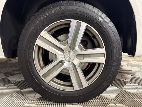 2019-Volkswagen-Kombi-20-TDI-Auto-103kW-Trendline image:5