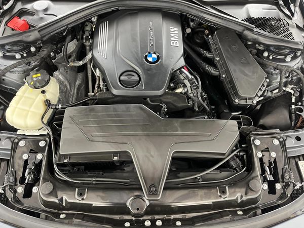 2018-BMW-3-Series-320d-Auto image:13