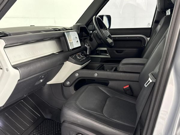 2023-Land-Rover-Defender-110-D300-HSE-X-Dynamic image:8