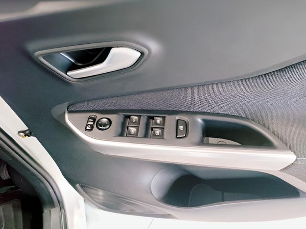 2023-Nissan-Magnite-10T-Acenta-Plus-Auto image:12