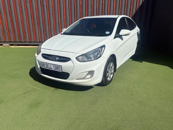2012-Hyundai-Accent-16-GLS-Fluid image:2