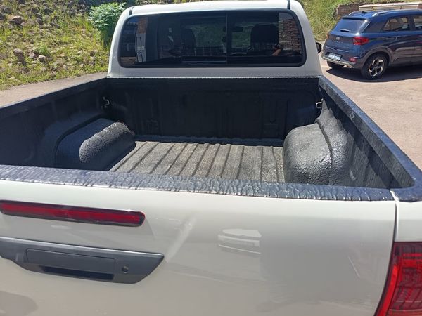 2025-Toyota-Hilux-28-GD-6-RB-Legend-55-4x4-Auto-Double-Cab image:11