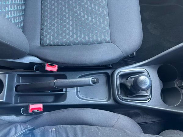 2026-Volkswagen-Polo-Vivo-14 image:16