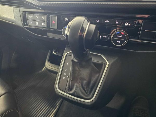 2022-Volkswagen-Caravelle-T61-20-BiTDI-Highline-Auto-4Motion-146kW image:16
