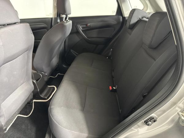 2021-Toyota-Urban-Cruiser-15-Xi image:3