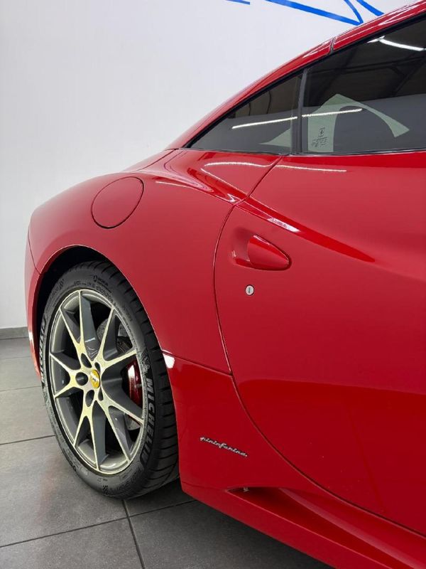 2014-Ferrari-California-22 image:10