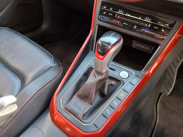 2025-Volkswagen-Polo-20-GTI-Auto-147kW image:14