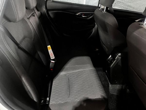 2026-Toyota-Urban-Cruiser-15-XR-Auto image:7