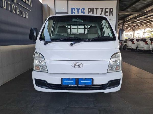 2023-Hyundai-H100-Bakkie-26D-Dropside image:9