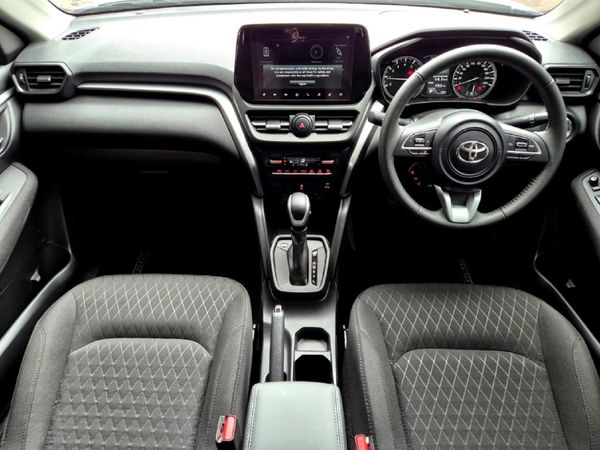 2026-Toyota-Urban-Cruiser-15-XR-Auto image:9