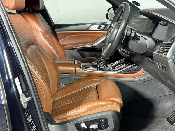 2019-BMW-X7-xDrive30d-Design-Pure-Excellence image:9