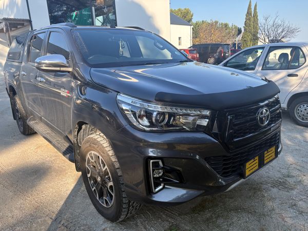 2019-Toyota-Hilux-28-GD-6-Raider-4x4-Double-Cab image:1