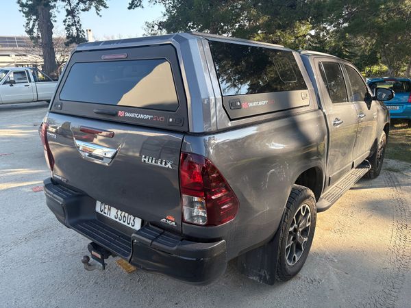 2019-Toyota-Hilux-28-GD-6-Raider-4x4-Double-Cab image:3