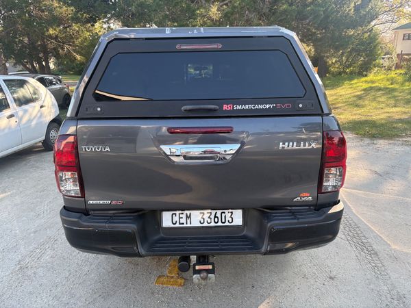 2019-Toyota-Hilux-28-GD-6-Raider-4x4-Double-Cab image:4