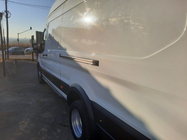 2021-Ford-Transit-22-TDCi-ELWB-114KW-FC-PV image:10