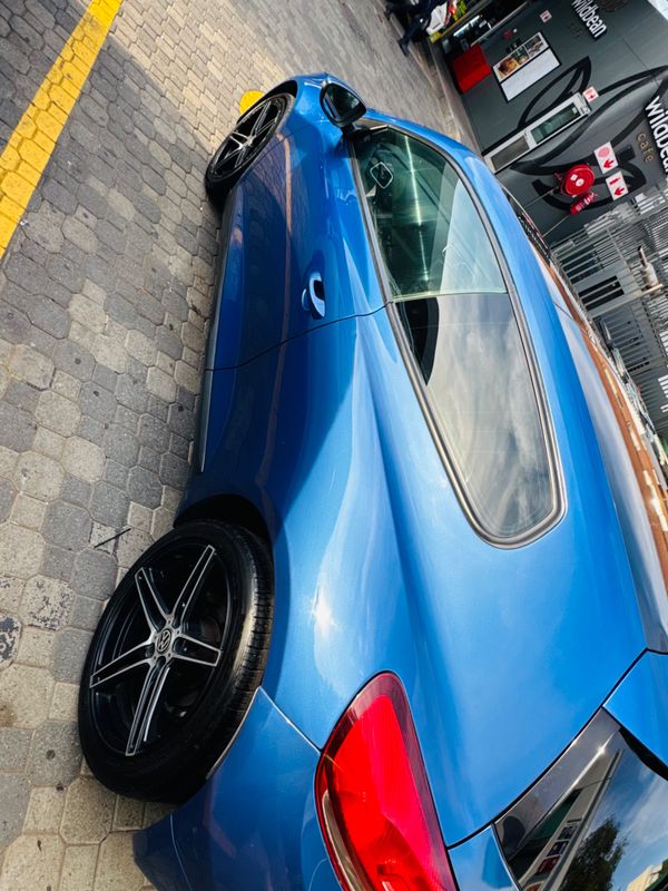 2013-Volkswagen-Scirocco-20-TSI-Highline image:1