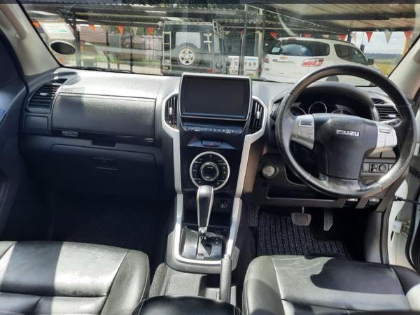 2018-Isuzu-Mu-x-30D-Auto image:6