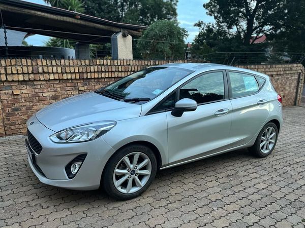 2018-Ford-Fiesta-10-EcoBoost-Trend-5-dr-Auto image:1