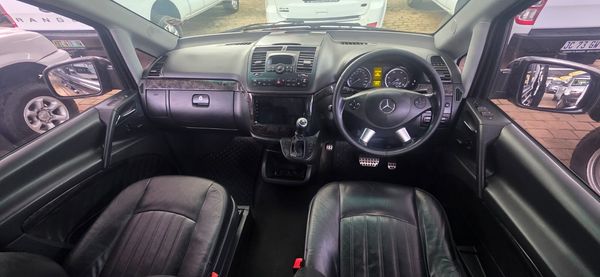 2013-Mercedes-Benz-Viano-30-CDI-Avantgarde-Auto image:9