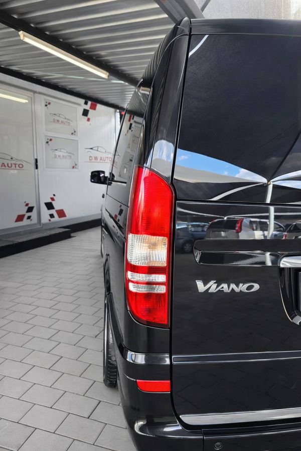 2013-Mercedes-Benz-Viano-30-CDI-Avantgarde-Auto image:2