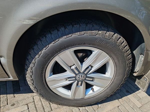 2016-Volkswagen-Caravelle-T6-20-BiTDI-Comfortline-Auto image:5