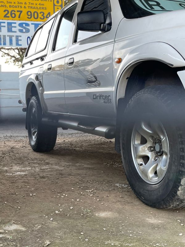 2001-Mazda-BT-50-2500-TDI-SLE-Drifter-4x2-Double-Cab image:6